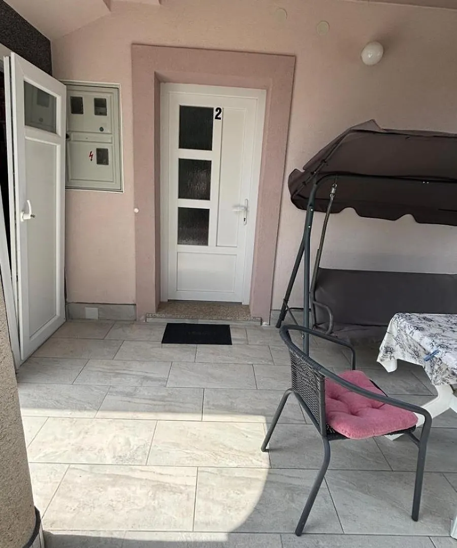 Apartmani Mirela Vrh  Appartamento