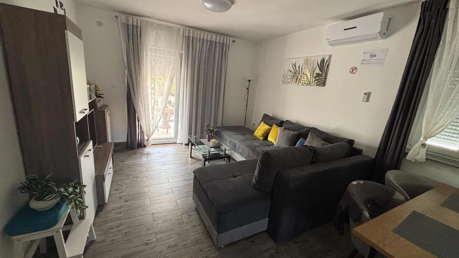 Apartmani Mirela Vrh  Vrh (Krk)